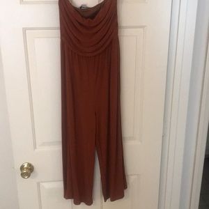 Wide leg cropped Jumpsuit- size large